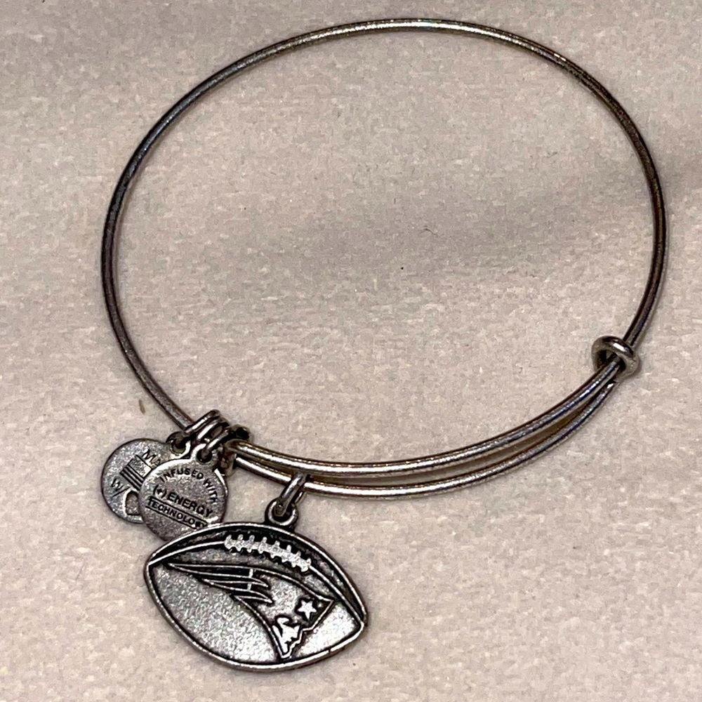 Alex and Ani Patriots Bangle‎